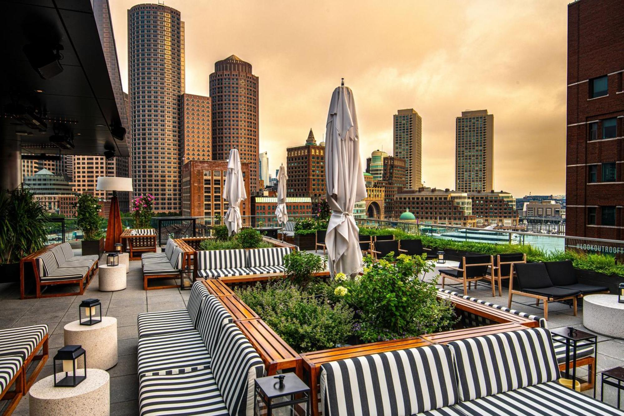 The Envoy Hotel, Autograph Collection Boston Exterior photo